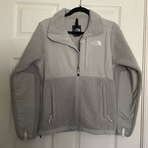 XS Womens The North Face Light Gray Fleece Jacket Full Zip Long Sleeve Pockets